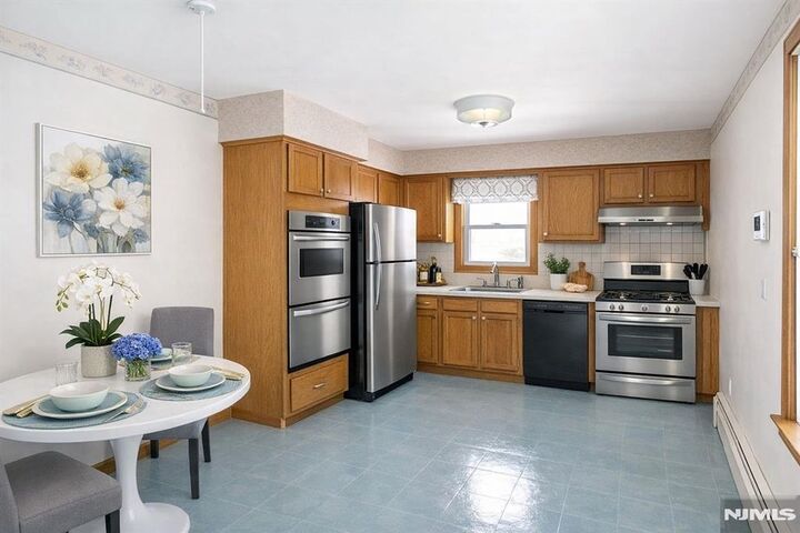 Property Photo:  29 Woodland Road  NJ 07003 