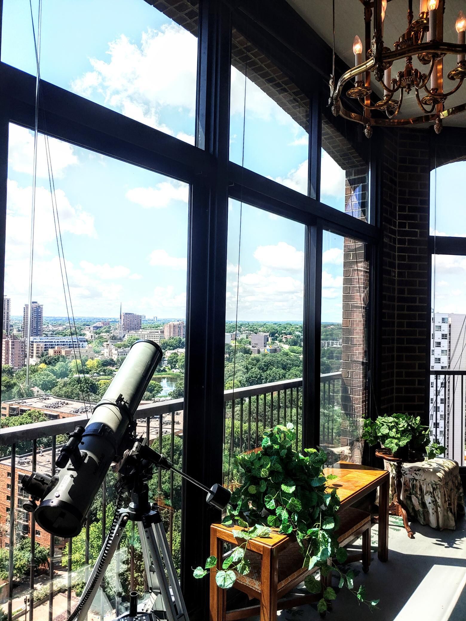 Property Photo:  1235 Yale Place 1701  MN 55403 