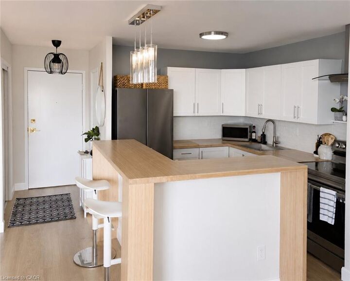 Property Photo:  11 Neilson Drive 609  ON M9C 1V4 