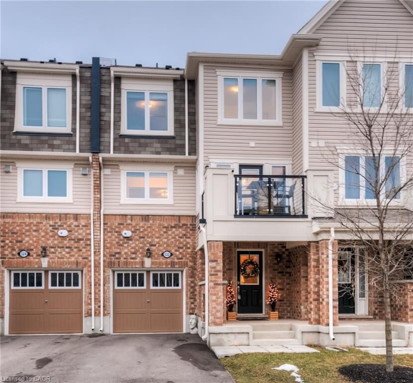 Property Photo:  522 Goldenrod Lane  ON N2R 0L7 