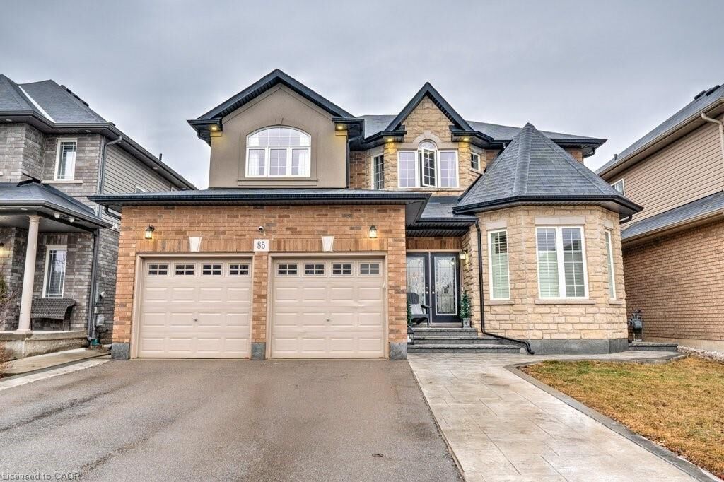 Property Photo:  85 Showcase Drive Main  ON L0R 1P0 