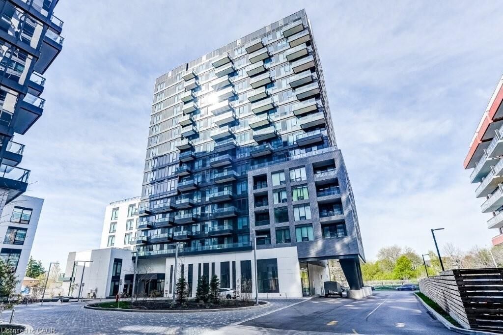 Property Photo:  3 Rosewater Street  ON L4C 5T6 