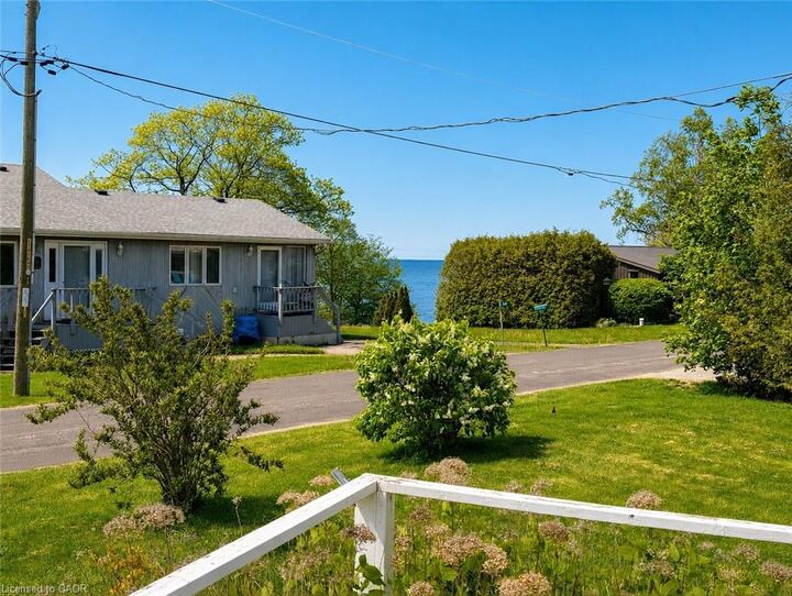 Property Photo:  18 Kenneth Avenue  ON N0A 1N3 