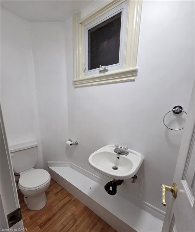 Property Photo:  7 King Street N Upper  ON N2J 2W6 
