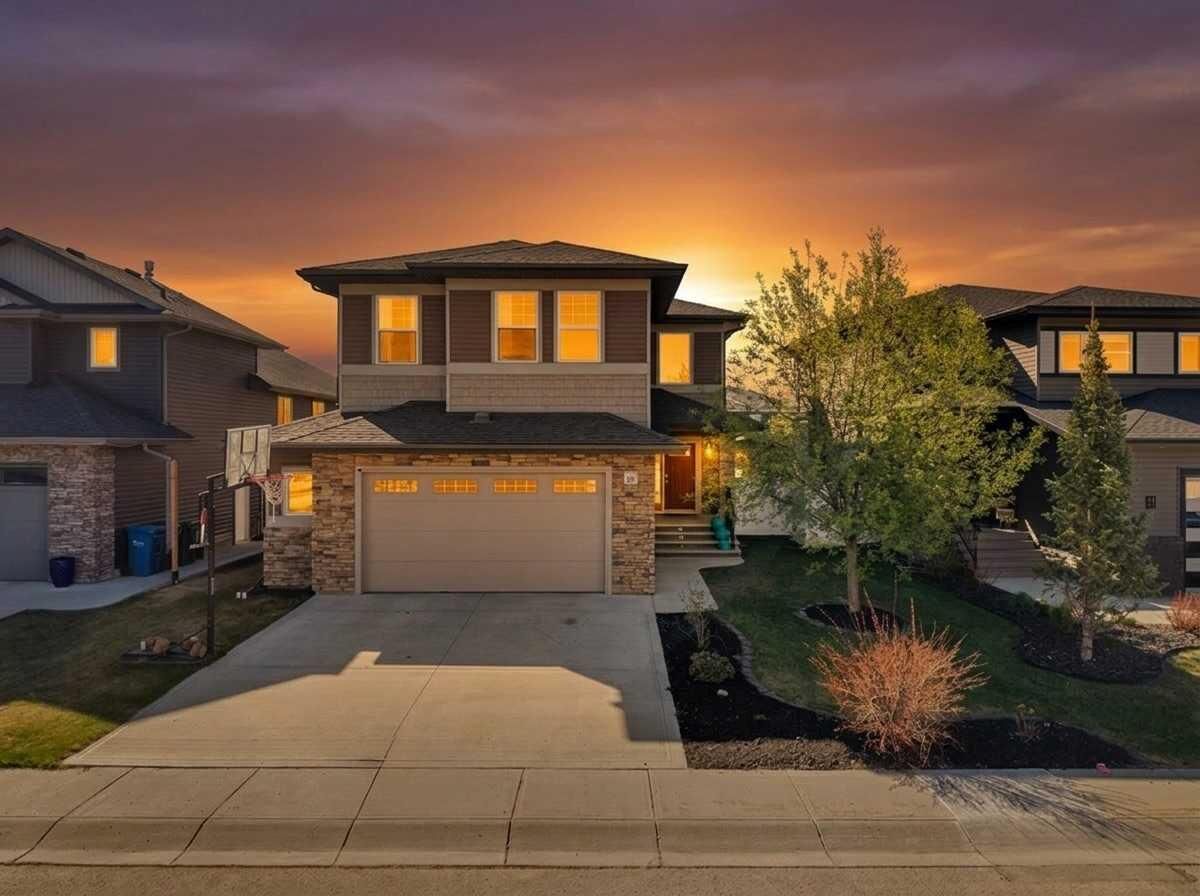 Property Photo: 25 Lazaro Close AB T4R 0R6