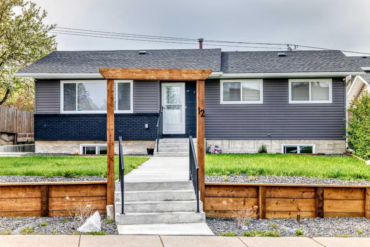 Photo de la propriété: 12 Rundleson Way NE AB T1Y 3N6