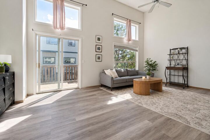Property Photo: 222 Anderson Grove SW AB T2W 6H7
