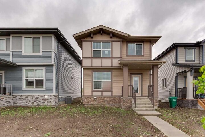 422 Heartland Way — photo 1