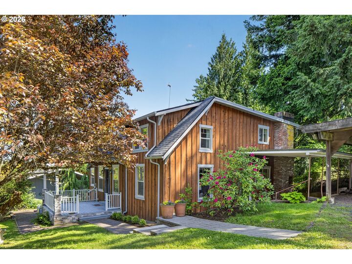 Property Photo: 8 SW Alice St OR 97219