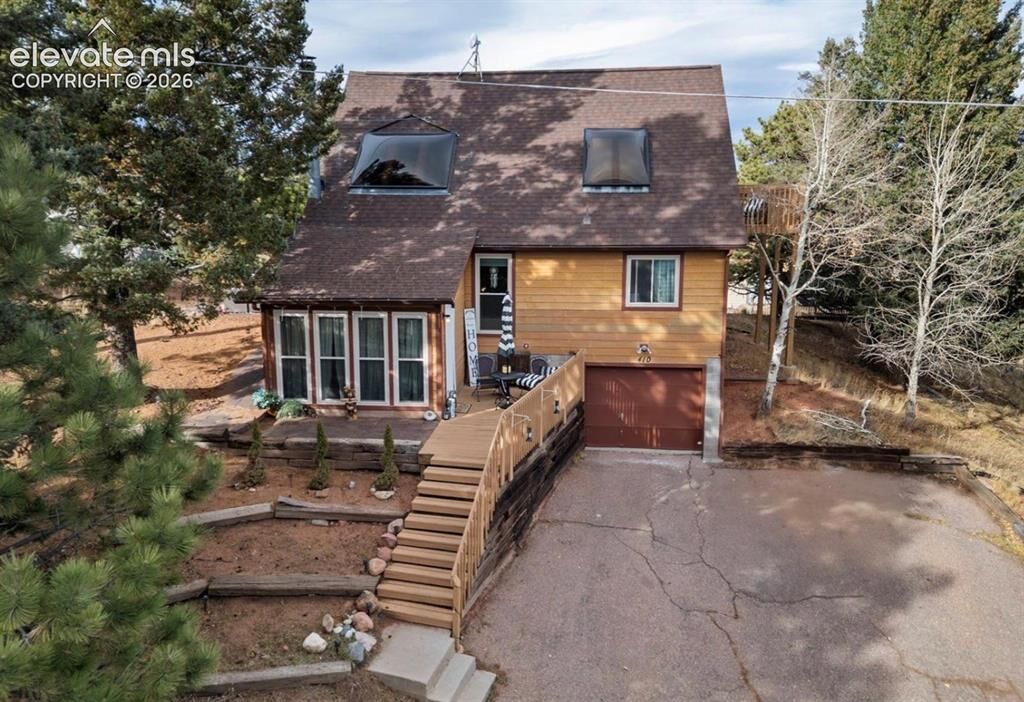 Property Photo:  410 Hillcrest Avenue  CO 80863 