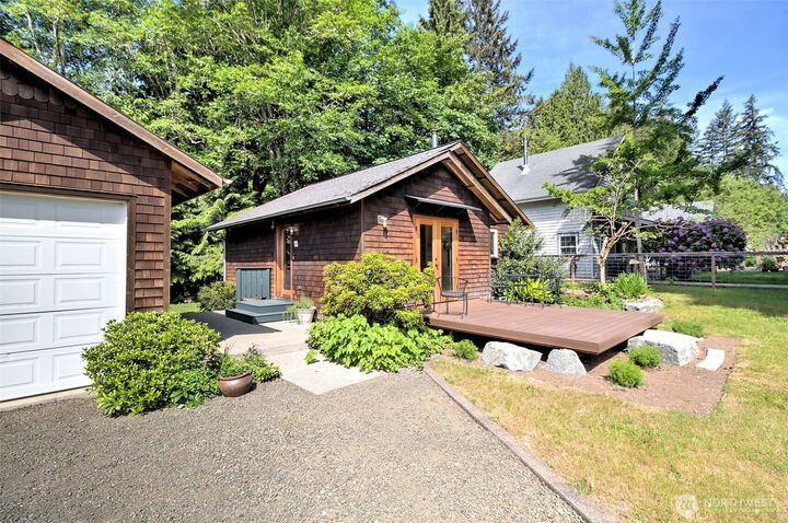 Property Photo:  31 NE  Spar Tree Drive  WA 98588 