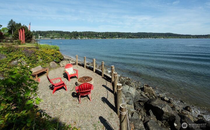 Property Photo: 6069 Watauga Beach Drive E WA 98366