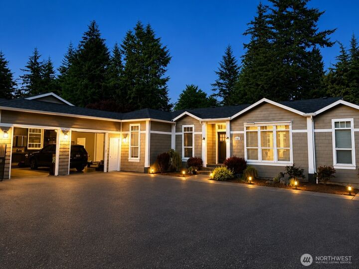 Property Photo:  1165 W Axton Road  WA 98248 