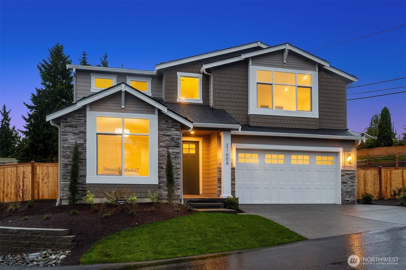 Property Photo:  21609  Poplar Way  WA 98036 