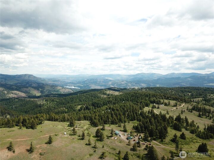 Property Photo: 19 Union Ridge Spur Road WA 99166
