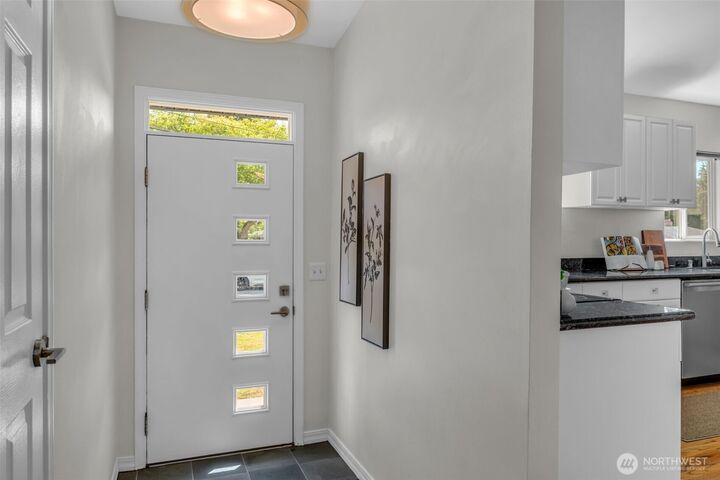 Property Photo:  11633  18th Avenue SW  WA 98146 