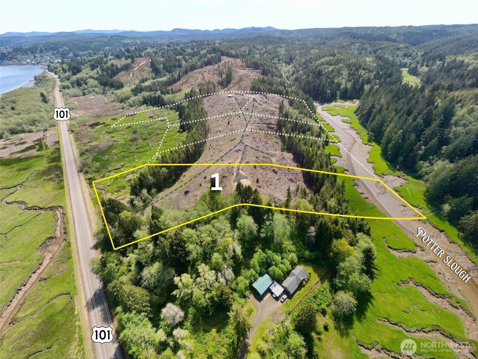 Property Photo:  8462  US Highway 101  WA 98586 