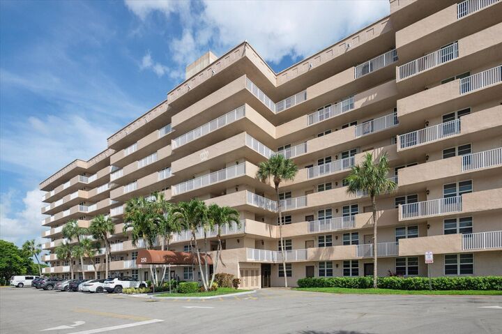 Property Photo:  250 Jacaranda Drive 408  FL 33324 