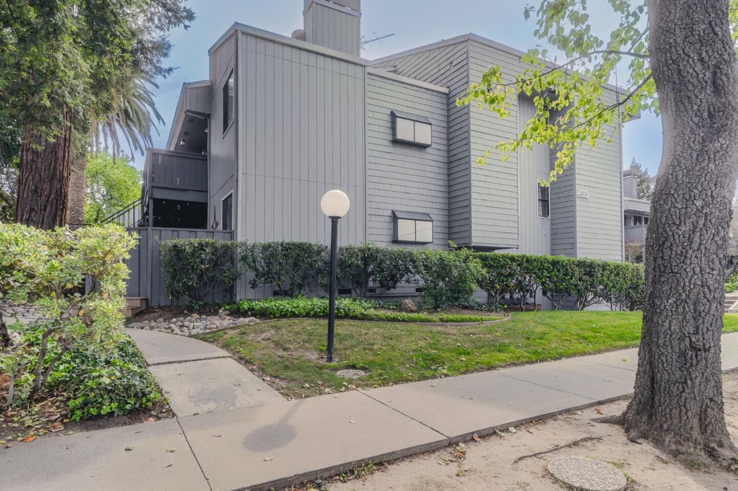 Property Photo: 4010 Williams Road 4 CA 95117