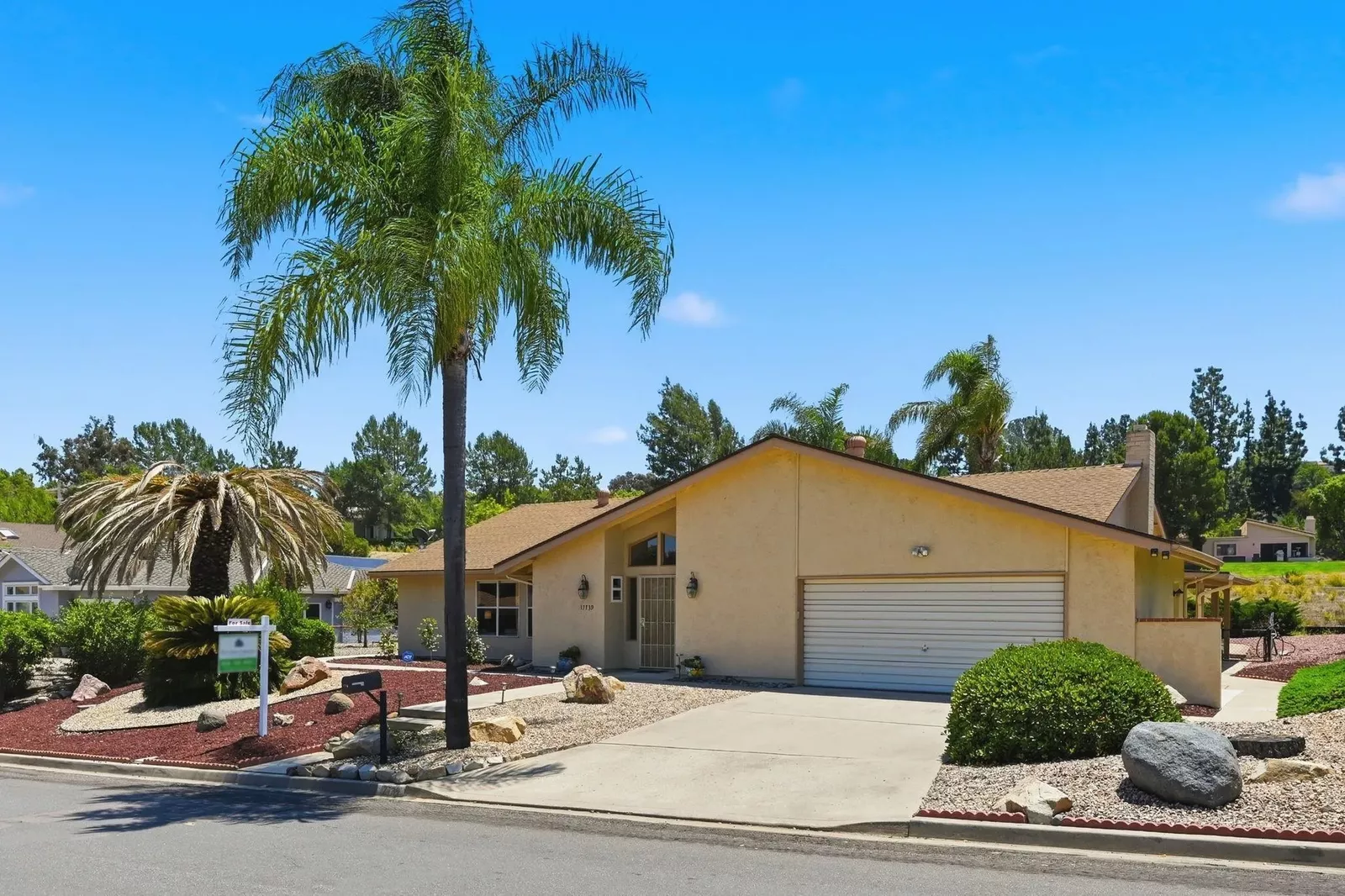 Property Photo: 17739 Saint Andrews Dr CA 92064