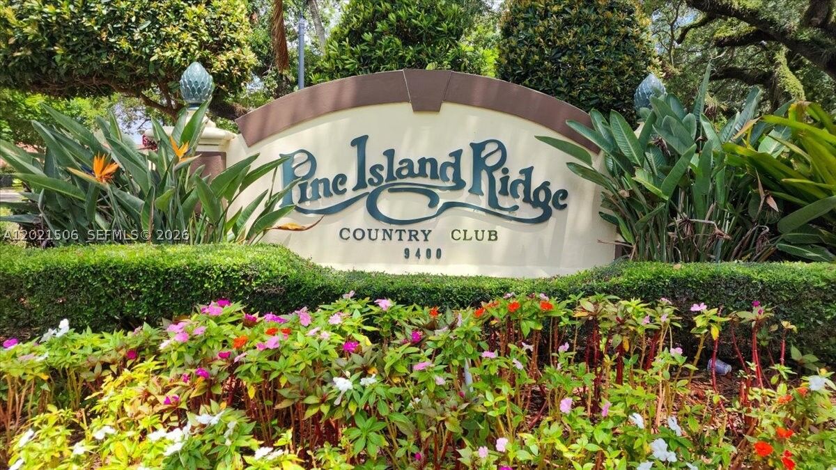 Property Photo:  9501 Seagrape Dr 102  FL 33324 