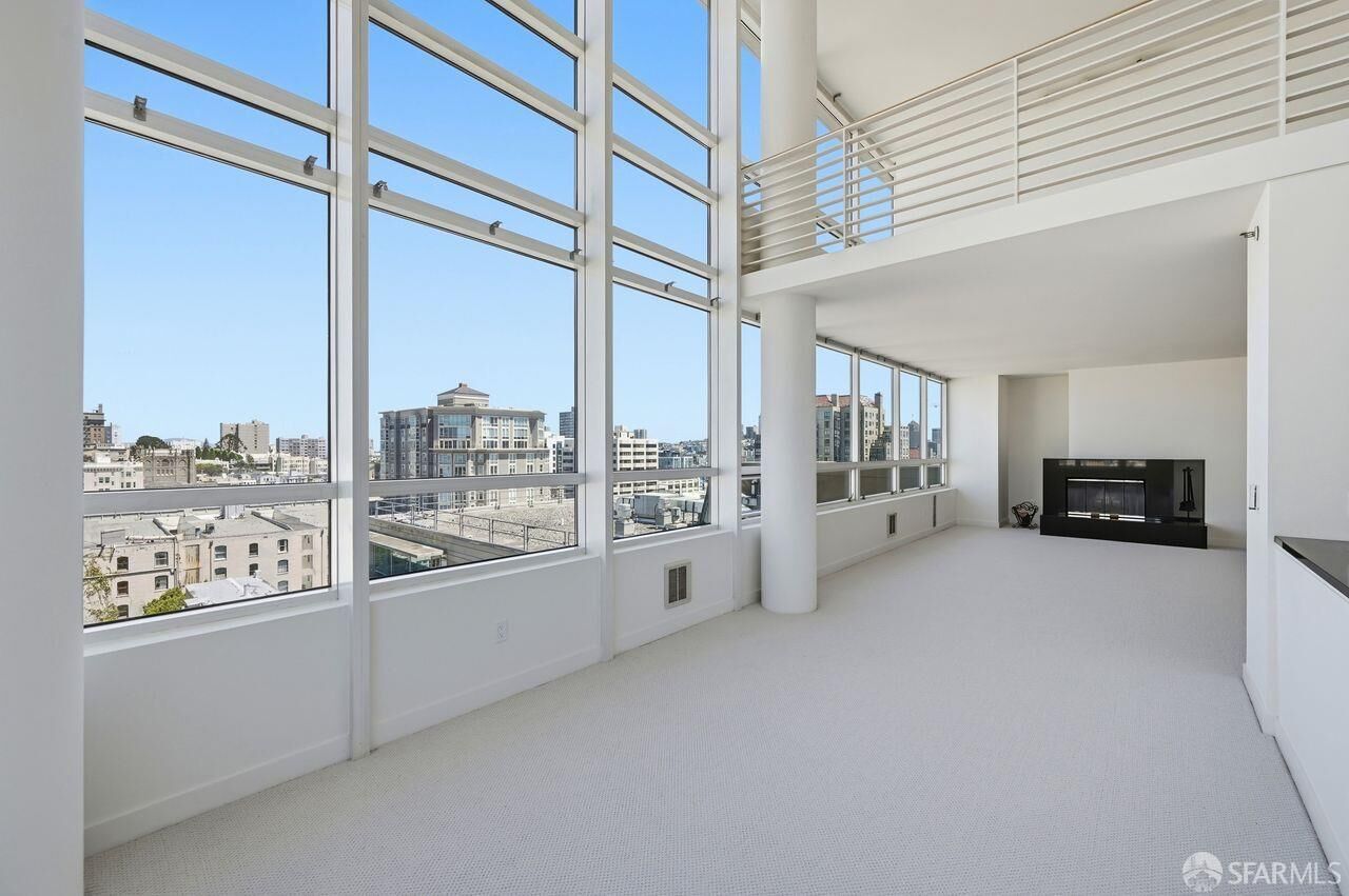Property Photo: 1388 Gough Street 1301 CA 94109