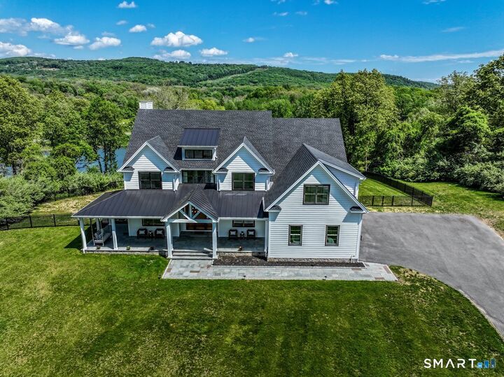 Property Photo:  2 Pond View Lane  CT 06784 