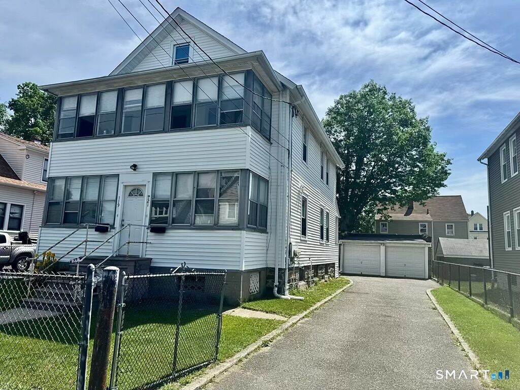 Property Photo: 119 Chelsea Street CT 06615