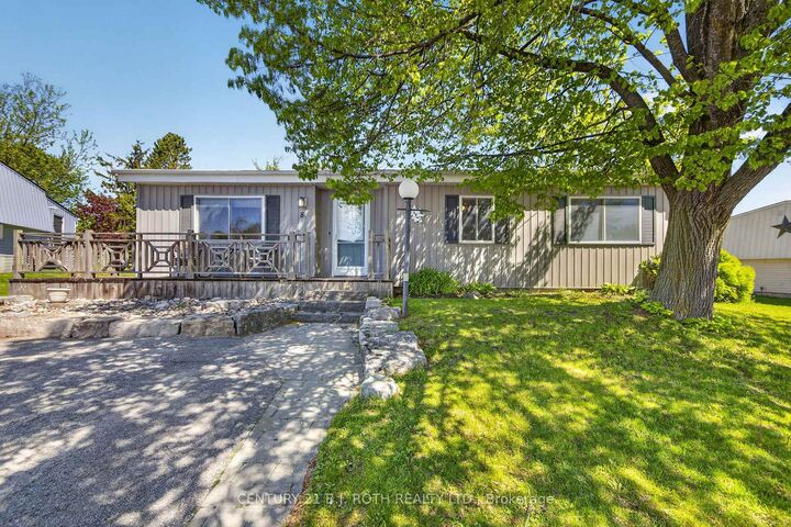 Property Photo:  8 Belle Isle Arm N/A  ON L9S 1N7 