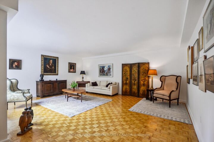 Property Photo: 120 Rosedale Valley Road 512 ON M4W 1P8