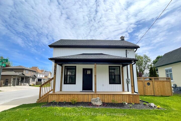 Property Photo: 563 7th Avenue ON N4N 2J8