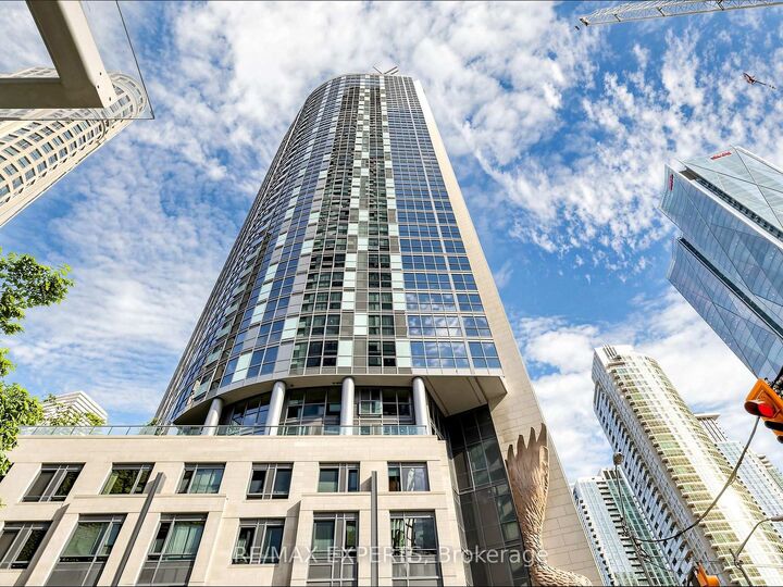Property Photo: 1 The Esplanade Drive 2305 ON M5E 0A8