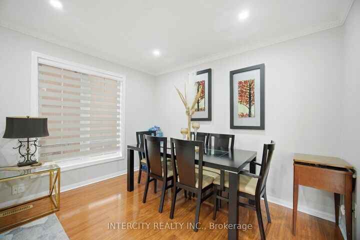 Property Photo:  14 Maldives Crescent  ON L6P 1L5 