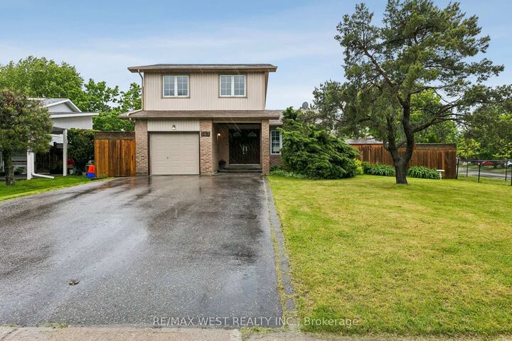 563 Joyce Boulevard — photo 1