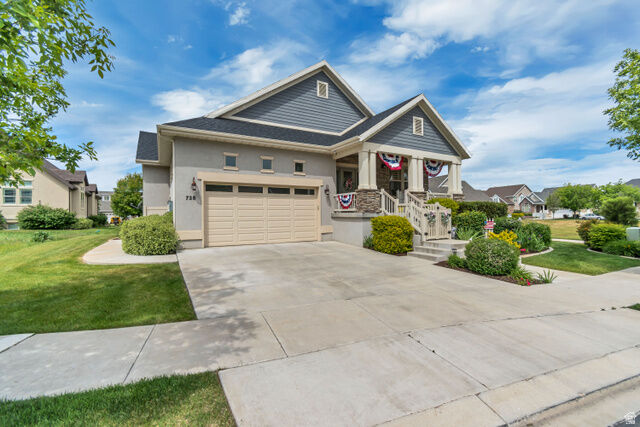 Property Photo: 728 S Golden Leaf Way UT 84664