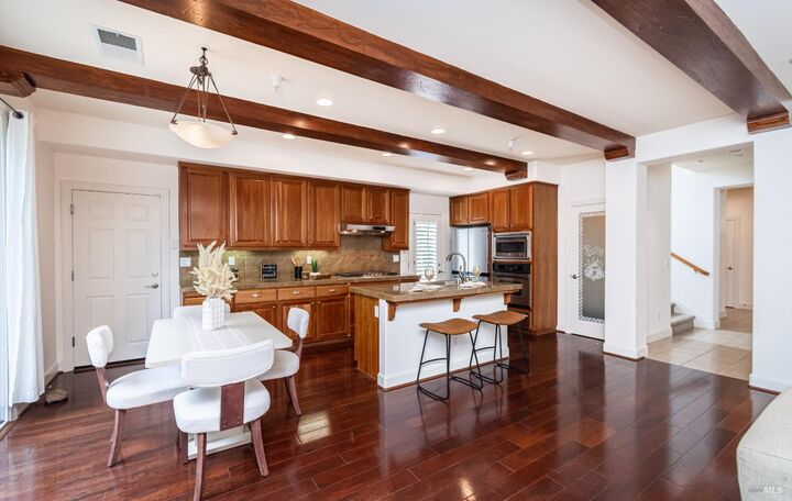 Property Photo:  920 2nd Street  CA 95476 