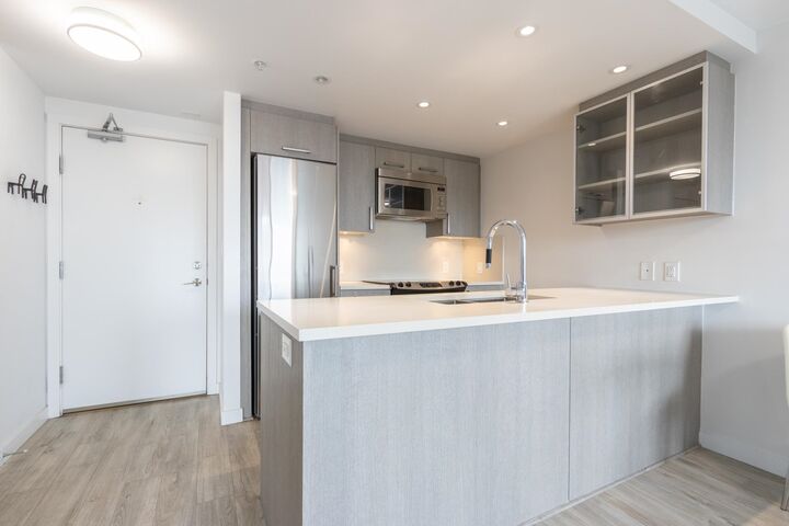 Property Photo:  933 E Hastings Street 712  BC V6A 0G6 