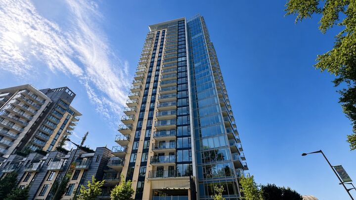 1401 Hunter Street 1803 — photo 1