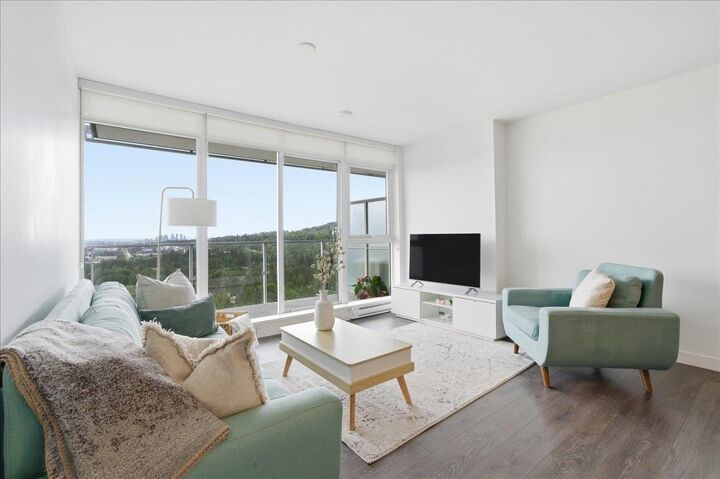 Property Photo: 652 Whiting Way 1904 BC V3J 0K3