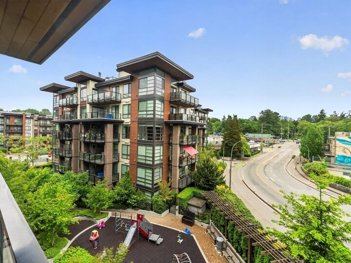 Property Photo:  723 W 3rd Street 423  BC V7M 0E4 
