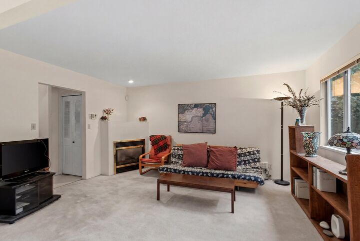 Property Photo: 1678 E 13th Avenue BC V5N 2B8