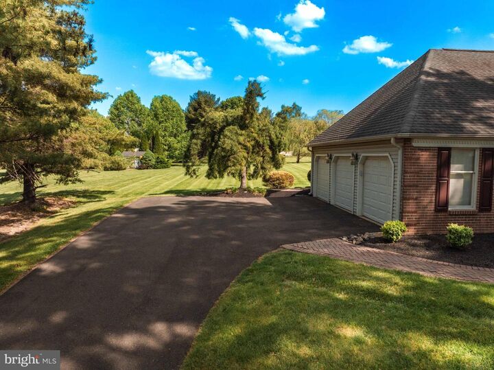 Property Photo:  75 Eisenhard Drive  PA 18974 