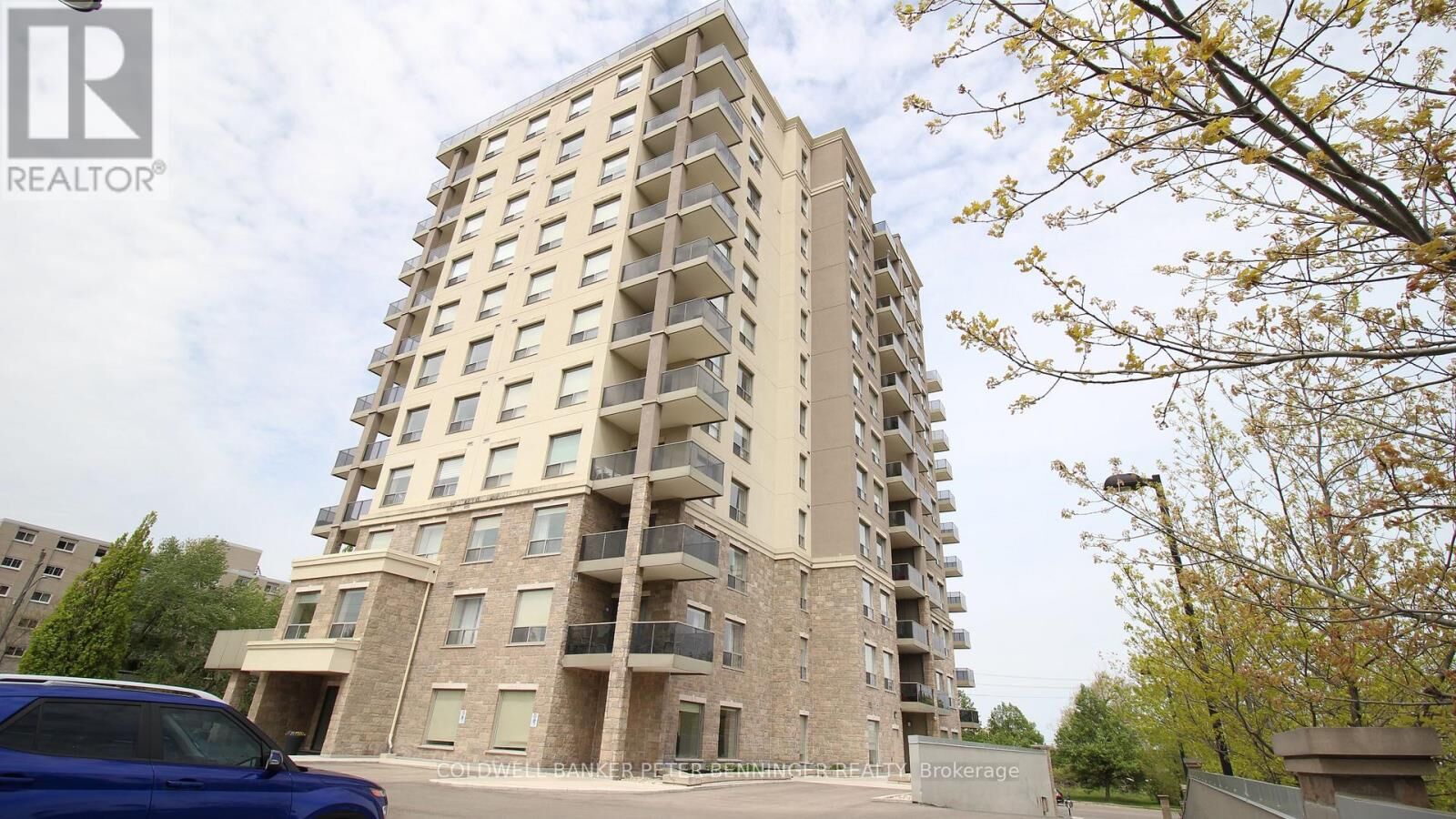 Property Photo:  223 Erb Street West 204  ON N2L 0B3 