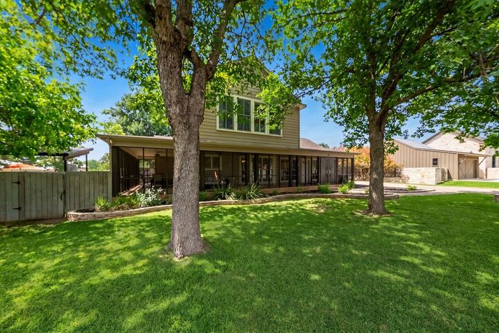 Property Photo:  306 Acorn St  TX 78624 