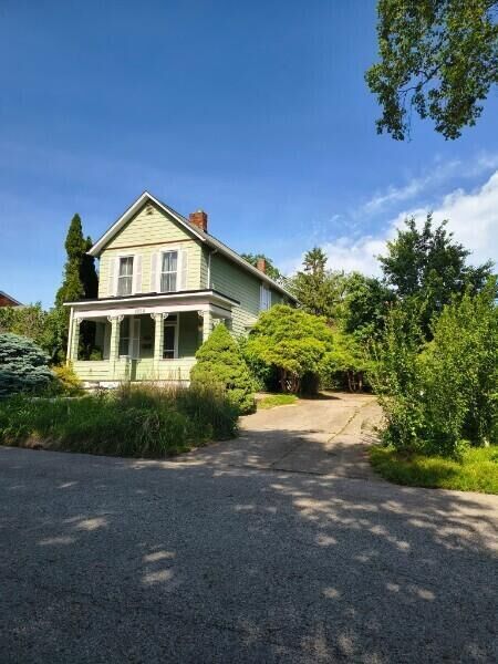 Property Photo:  1050 Highland Street  OH 43201 