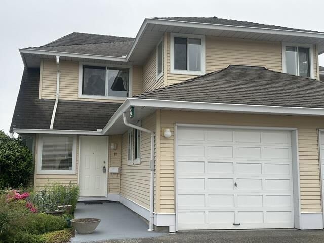 Property Photo: 2475 Emerson Street 12 BC V2T 4W5