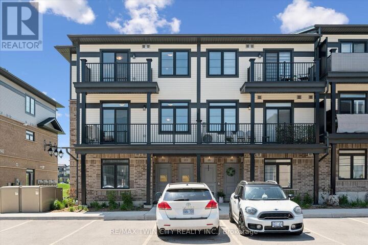 Property Photo: 20 Lomond Lane ON N2R 0R4