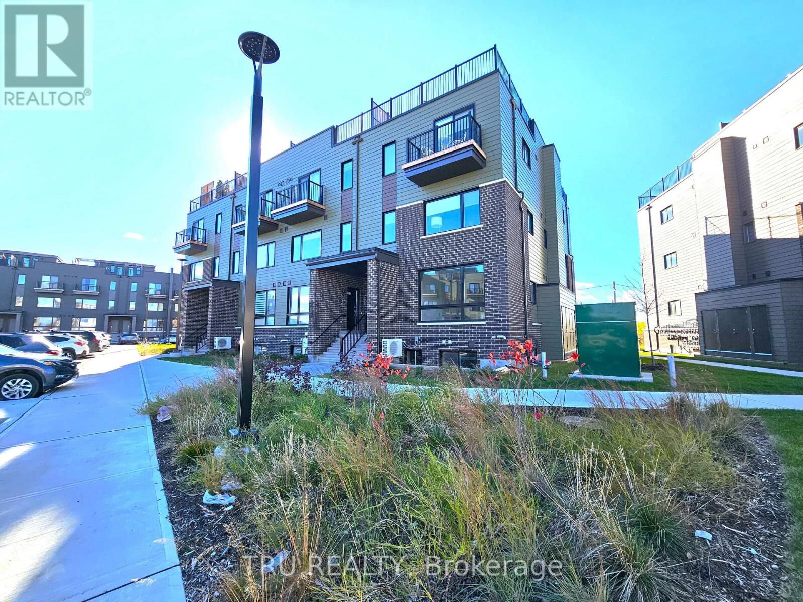 Property Photo:  630 Mishi Private  ON K1K 5C5 
