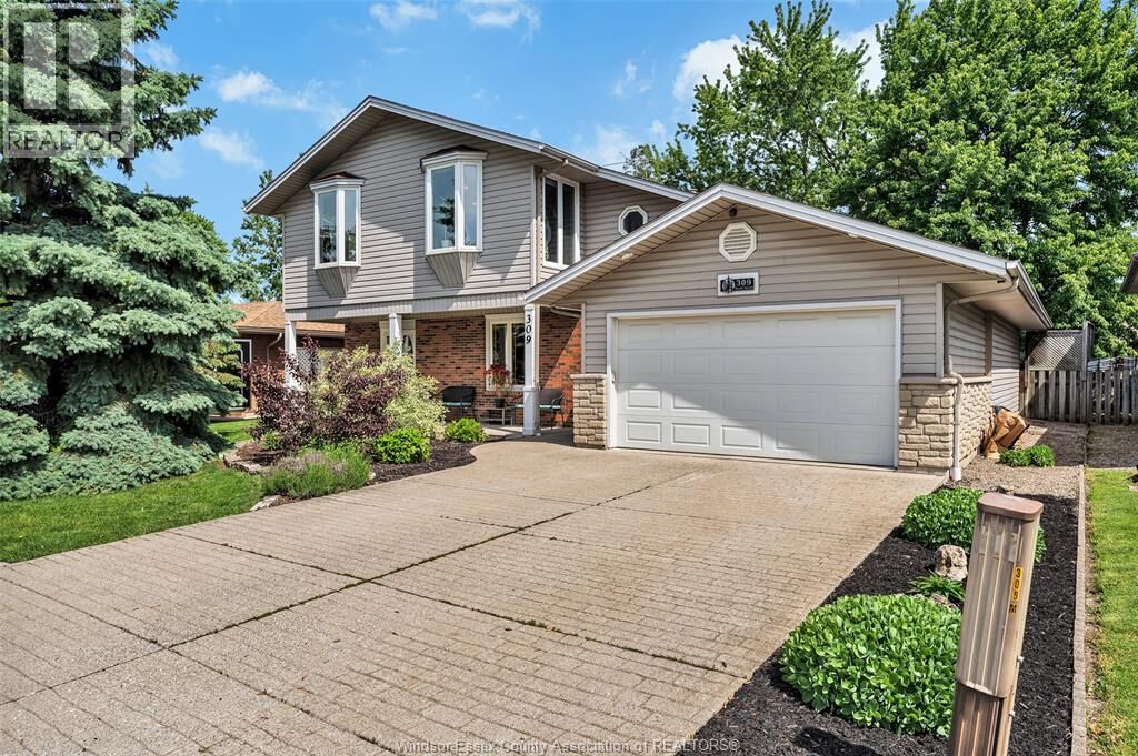 Property Photo:  309 Marie Street  ON N0R 1A0 