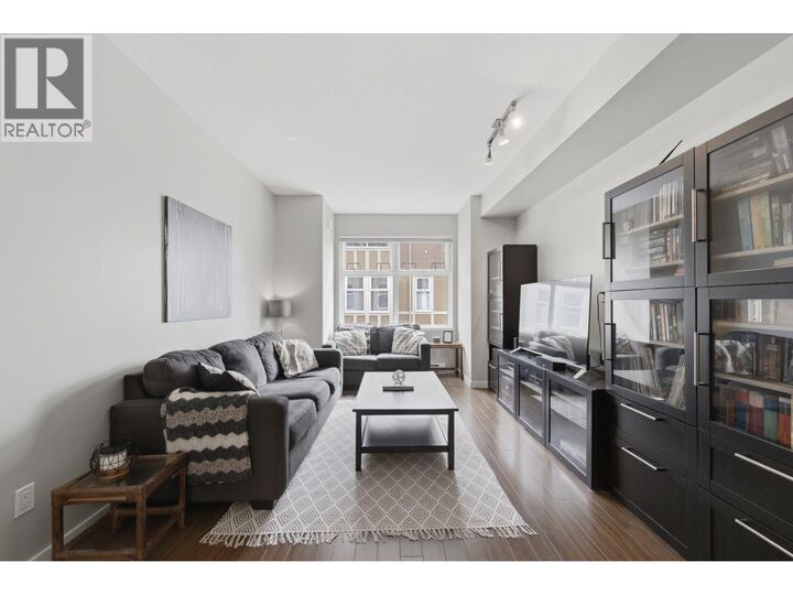 Property Photo:  9333 Ferndale Road 13  BC V6Y 1X4 